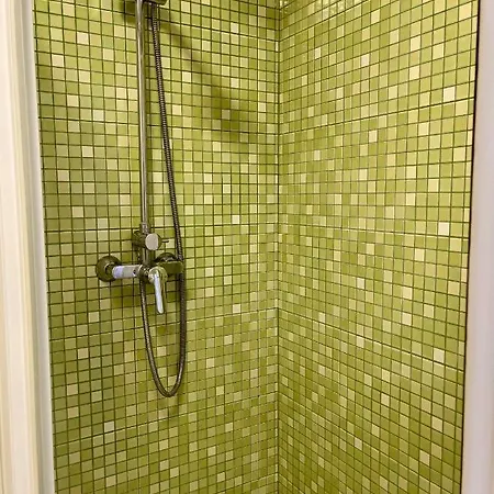 아파트 The Old Village